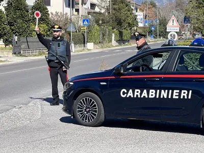 Narni Scalo, arrestate due persone per resistenza a pubblico ufficiale: non riconoscevano l'autorità dello Stato