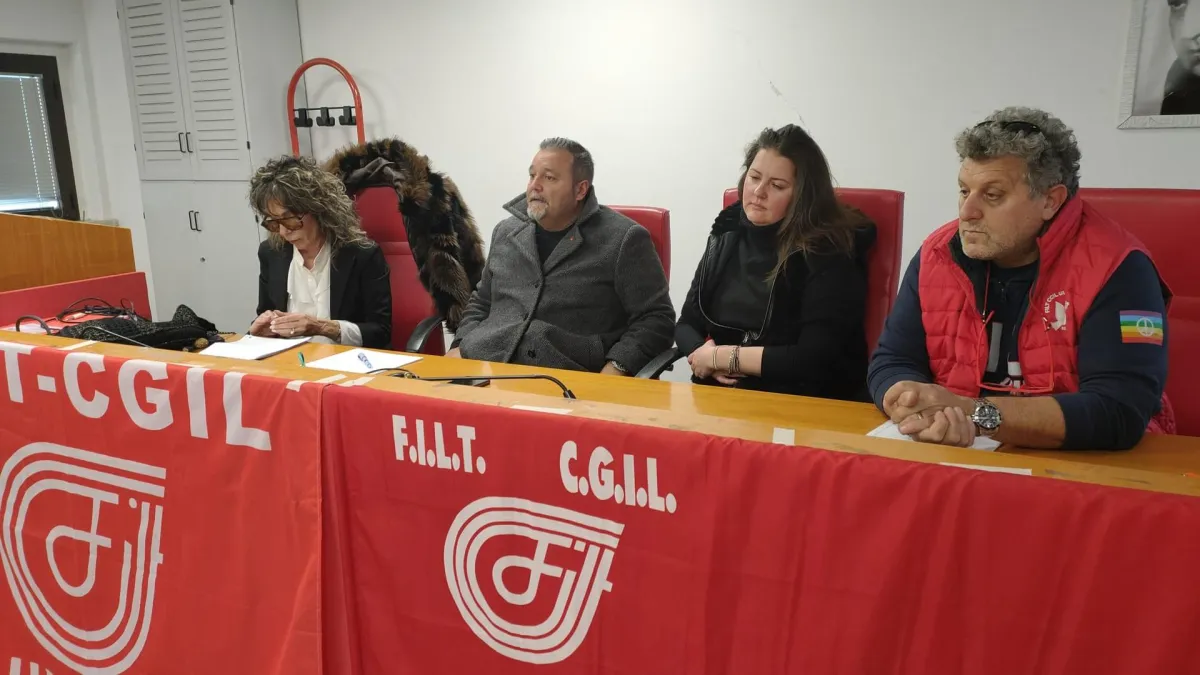 Tgroup Assisi, il tribunale riammette otto lavoratori licenziati: risarcimenti per 35mila euro a testa