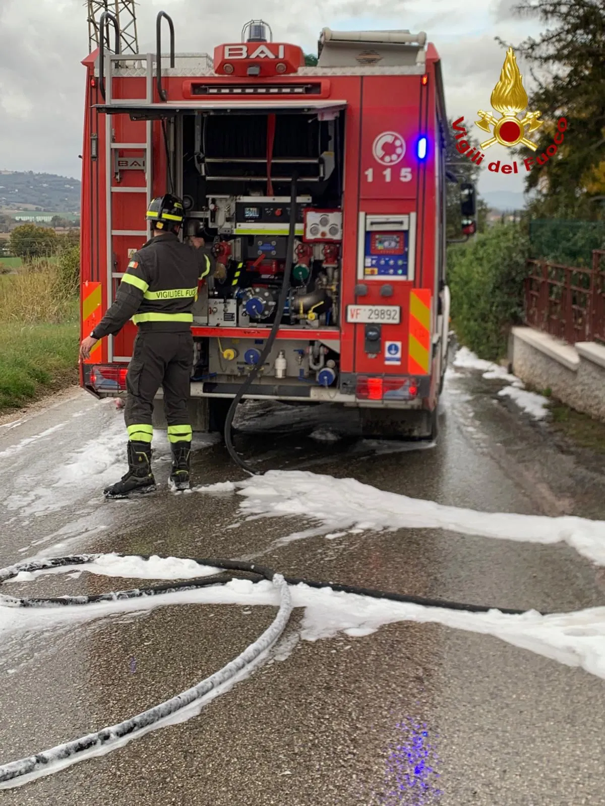 1763750681_vigili-del-fuoco-trevi.webp