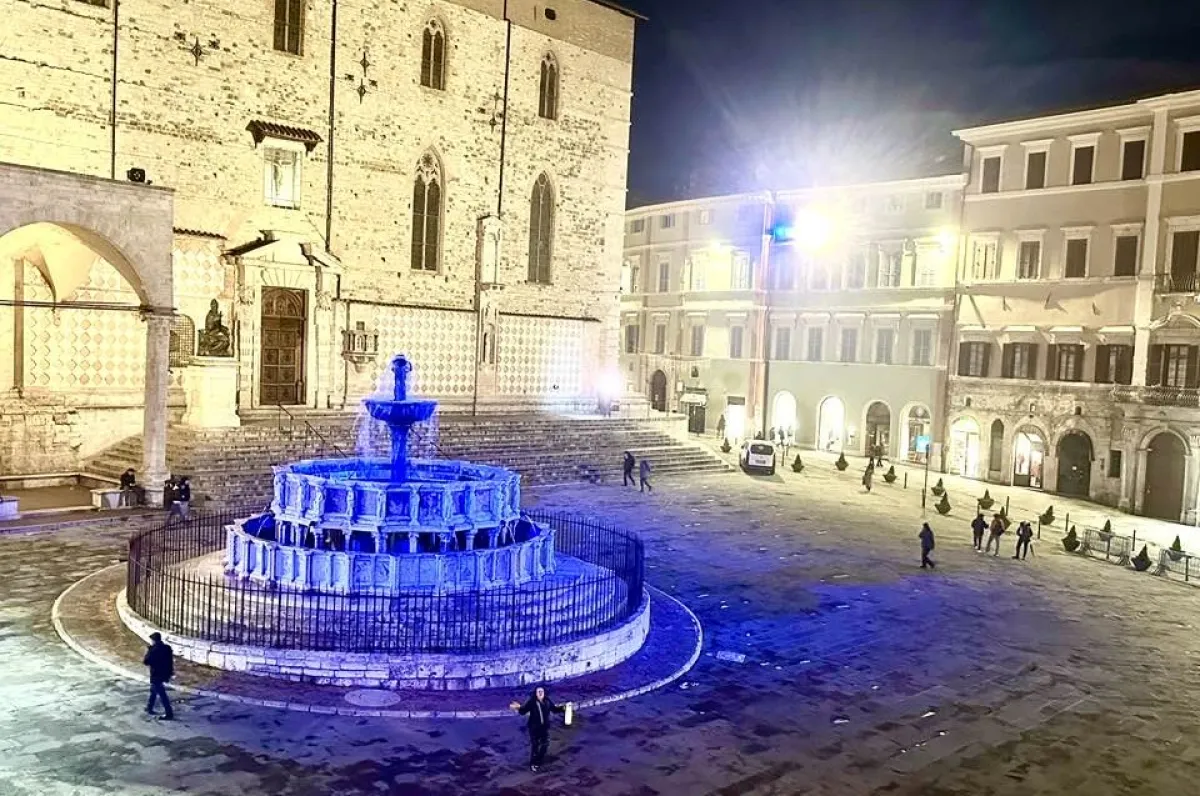 Perugia, coltellate in pieno centro dopo una lite: grave un tunisino