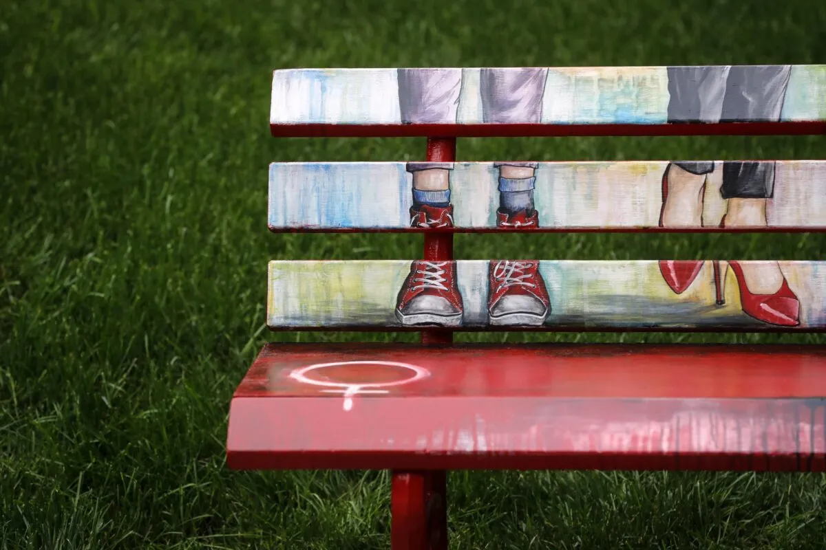 A Terni è polemica sul 'Maschio Alfa' dopo il post della consigliera Proietti