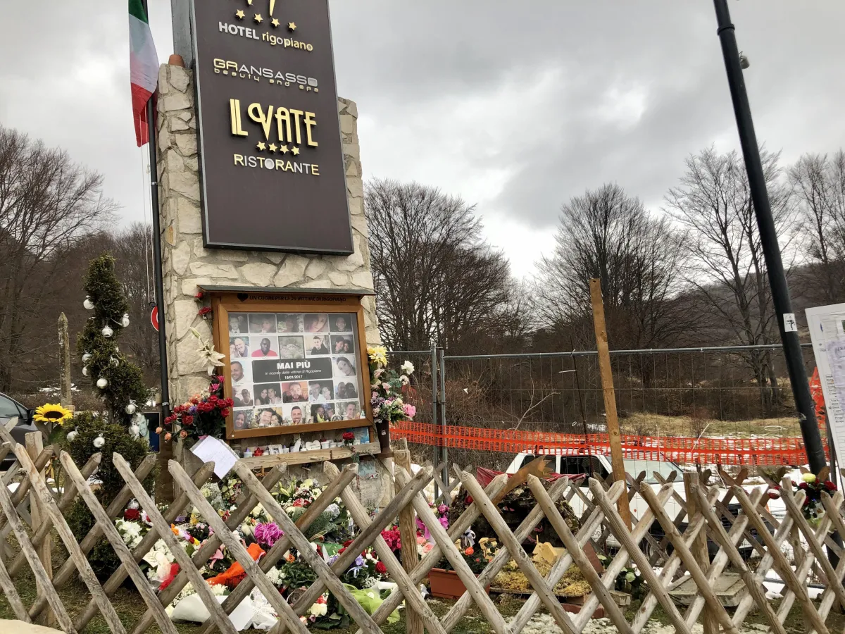 Rigopiano, processo in corso: la difesa punta all’assoluzione del direttore della Protezione civile