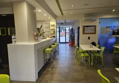 Aggressione all’Iguana Bar di Gubbio, la dipendente schiaffeggiata presenta querela: indagini in corso dei Carabinieri