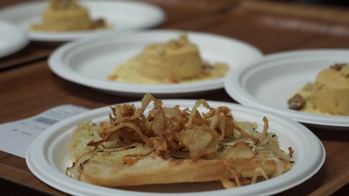 La regina di Cannara torna in scena: dal 4 all'8 dicembre la Festa della Cipolla Winter Edition porta in tavola tradizione, piatti d'autore, musica e mercatini