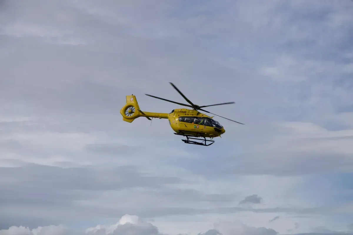 Cacciatore ferito da colpo di fucile durante battuta al cinghiale a Volterrano, trasportato in elisoccorso in codice rosso e operato d'urgenza