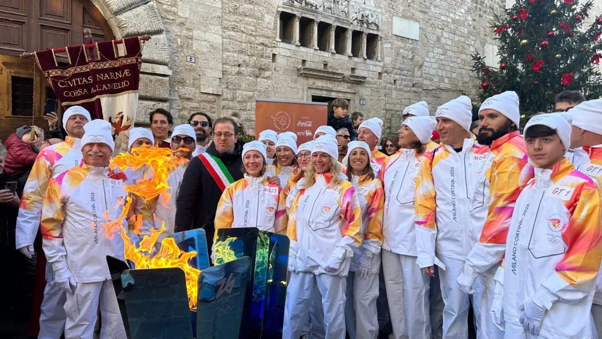 Passaggio della Fiamma Olimpica in Umbria. L'emozione di Narni che l'ha accolta per la prima volta