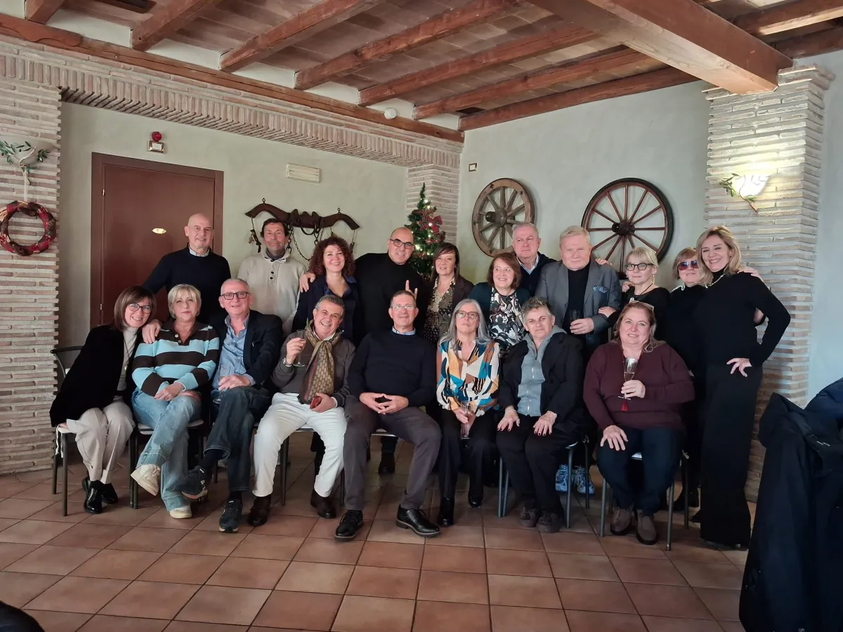 Ritorno alla Quinta B: dopo 43 anni il liceo "Il Piccolo" di Terni si ritrova, tra ricordi dei mondiali '82 e il successo nelle professioni