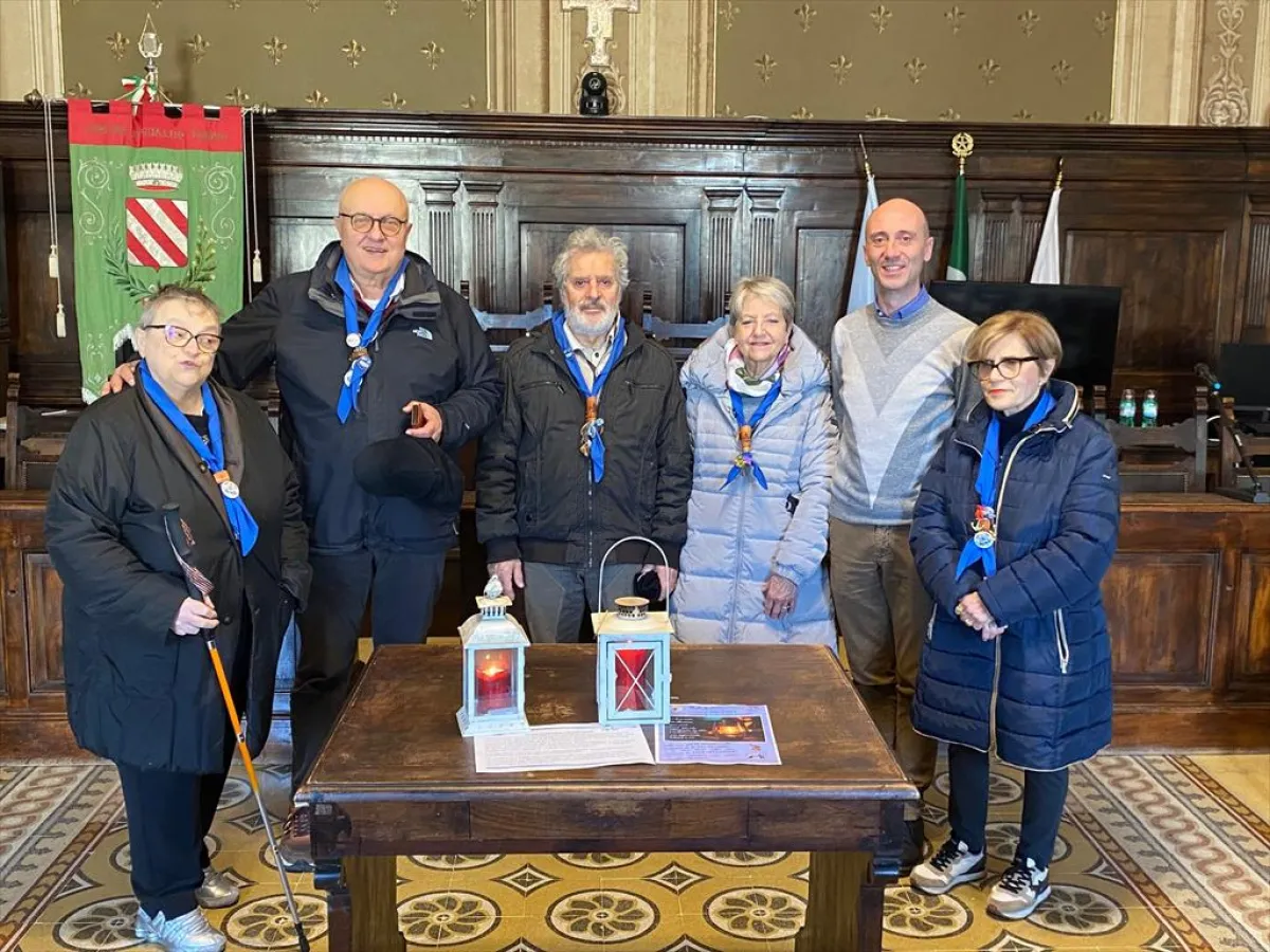 Dal luogo della Natività all'Umbria: la Luce della pace di Betlemme arriva a Gualdo Tadino