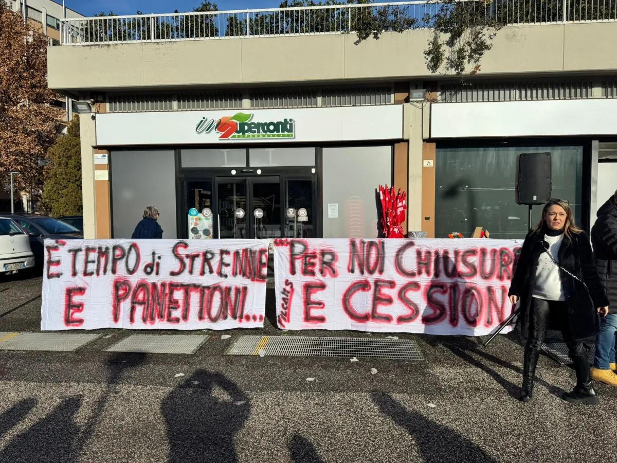 Sciopero Unicoop Etruria e Superconti, negozi chiusi e adesione massiccia: lavoratrici e lavoratori bocciano il piano di tagli