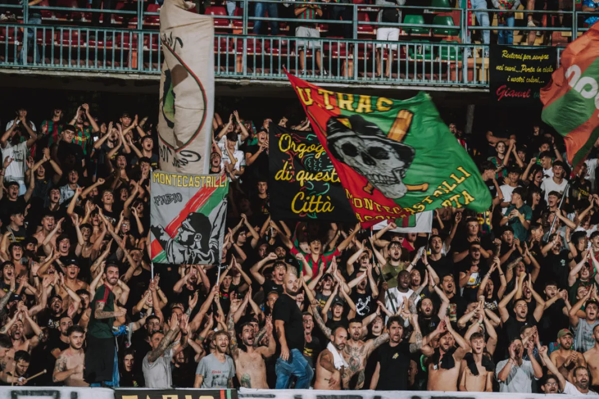 Ternana, avviata una petizione dei tifosi per la revoca del licenziamento di Modestino e Mechelli