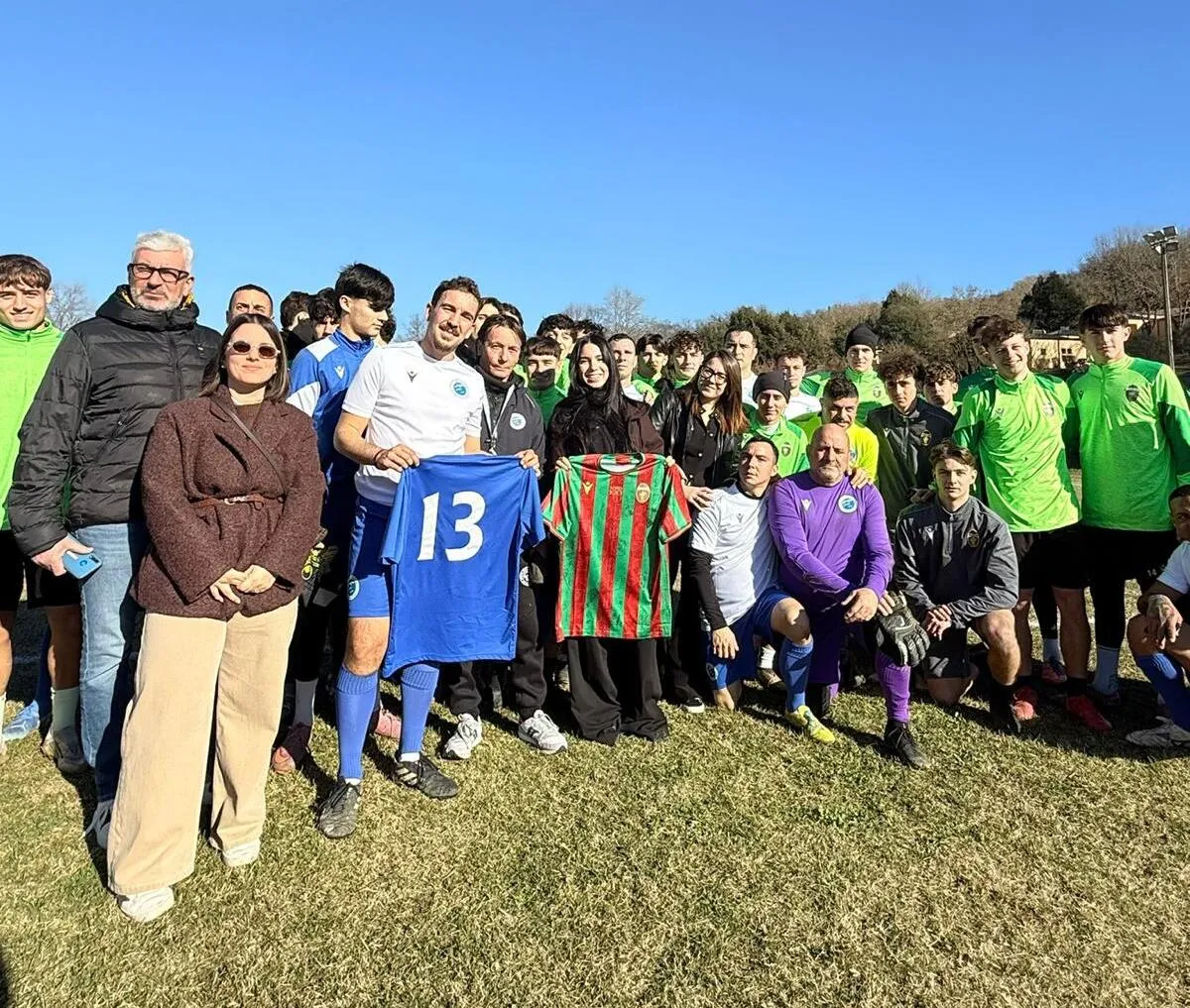 La Ternana Calcio in visita a Molino Silla: calcio e solidarietà con la Comunità Incontro