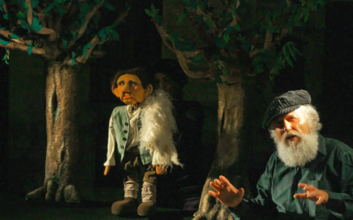 Perugia in lutto per Mario Mirabassi: addio al maestro del teatro di figura, “un protagonista straordinario della cultura italiana”