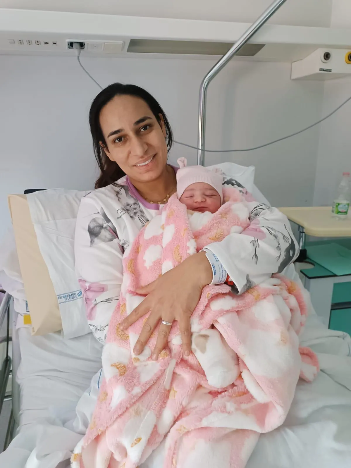 Capodanno negli ospedali dell’Usl Umbria 1: fiocchi rosa, prime nascite del 2026 e bilancio degli accessi ai Pronto soccorso