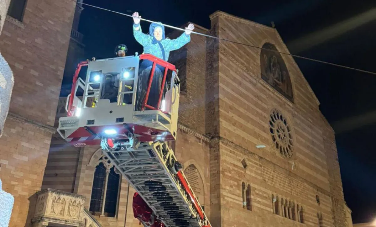 Epifania in Umbria tra maltempo e tradizione: eventi annullati, piazze al coperto e la Befana che resiste a Terni