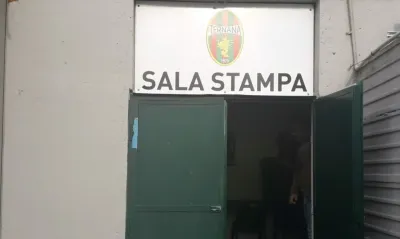 Ternana, il licenziamento di Lorenzo Modestino: la sala stampa del Liberati dimostra la sua solidarietà