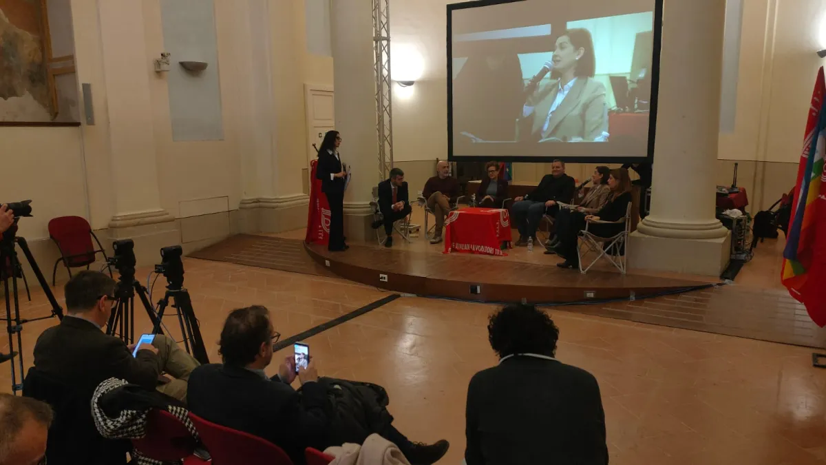 Trasporti, firmato a Perugia il “Patto d’amore”: sindacati e istituzioni uniti per scongiurare l’isolamento della regione