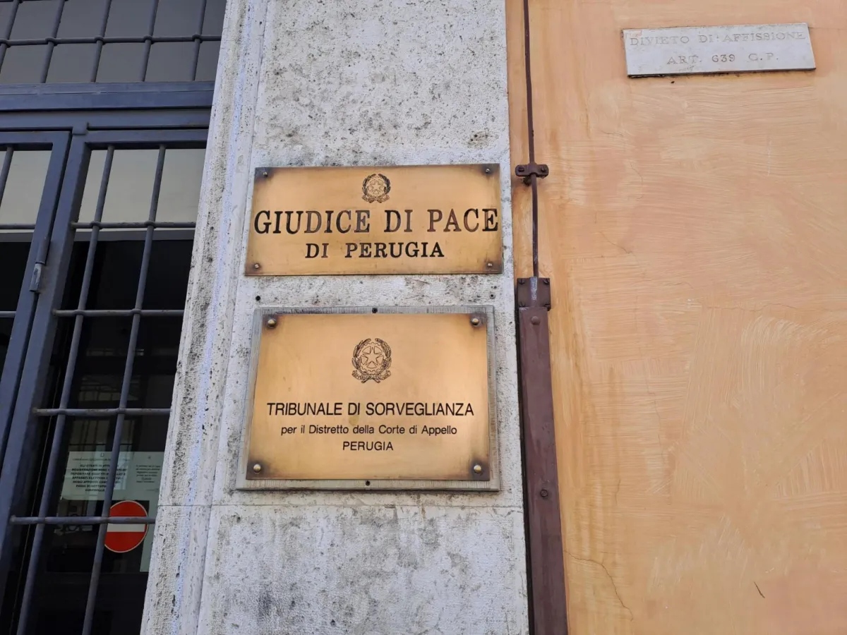 Stupro Perugia, l'imputato scrive una lettera di scuse e chiede uno sconto di pena