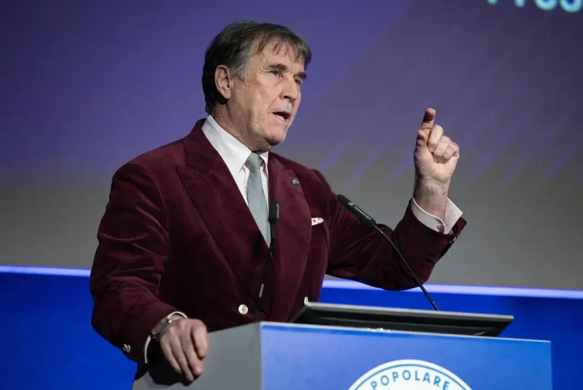 Brunello Cucinelli lancia “Callimacus”, il nuovo e-commerce con intelligenza artificiale "umana"