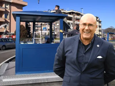 Terni, il sindaco Bandecchi schiera “garitte di sicurezza” anti-Maranza: presidi fissi con pulsante d’allarme in centro e nelle zone critiche