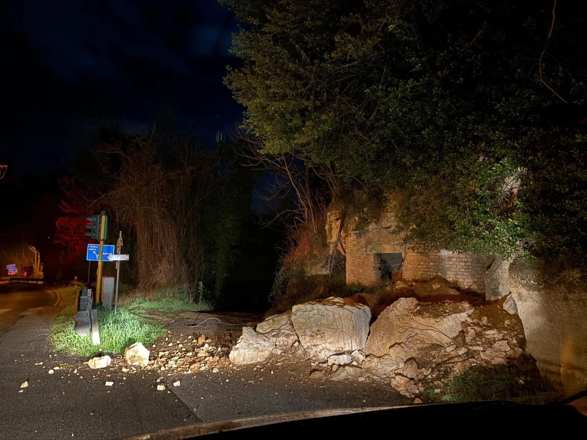 Narni, caduti massi a Nera Montoro. Il sindaco Lucarelli rassicura: "Area messa in sicurezza"