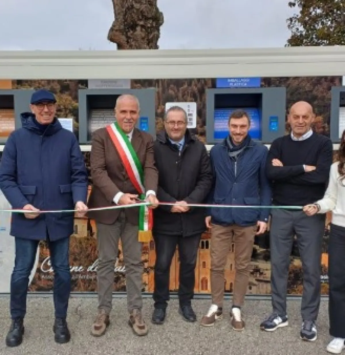 Raccolta rifiuti, a Gubbio inaugurate nuove ecoisole informatizzate: passo avanti verso la transizione ecologica