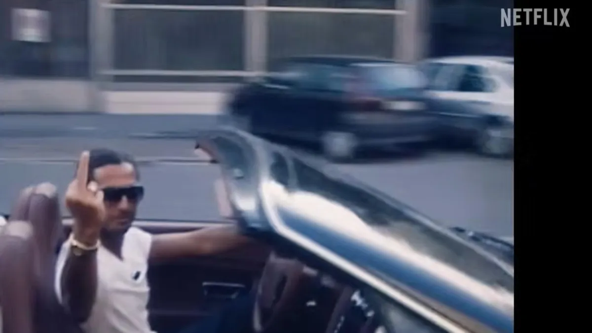 Fabrizio Corona a Gubbio: tra spettacolo, polemiche e un passato che continua a far discutere