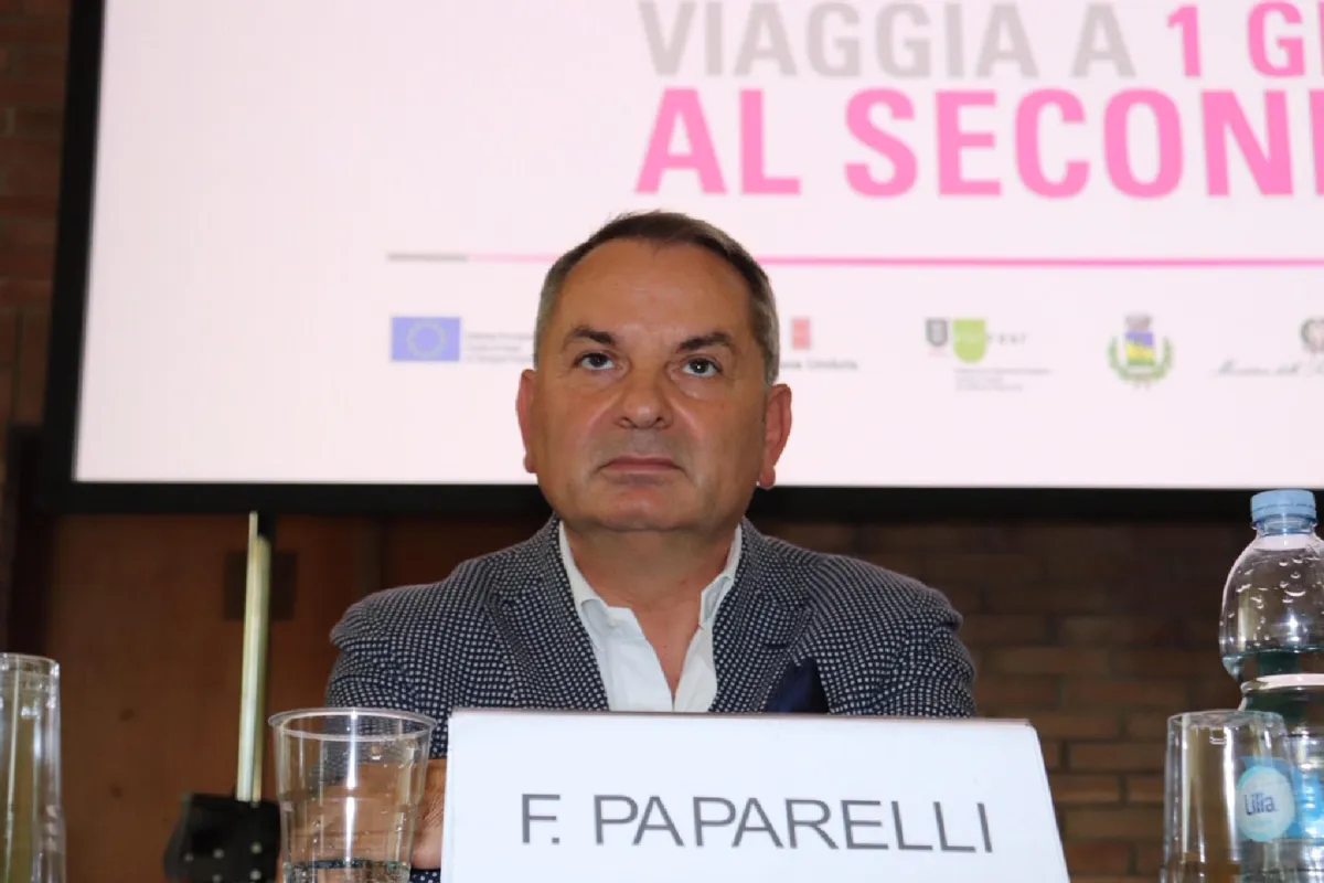 Il PD umbro perde i pezzi, Fabio Paparelli lascia i Dem: “Perso il profilo riformista, congressi kafkiani”