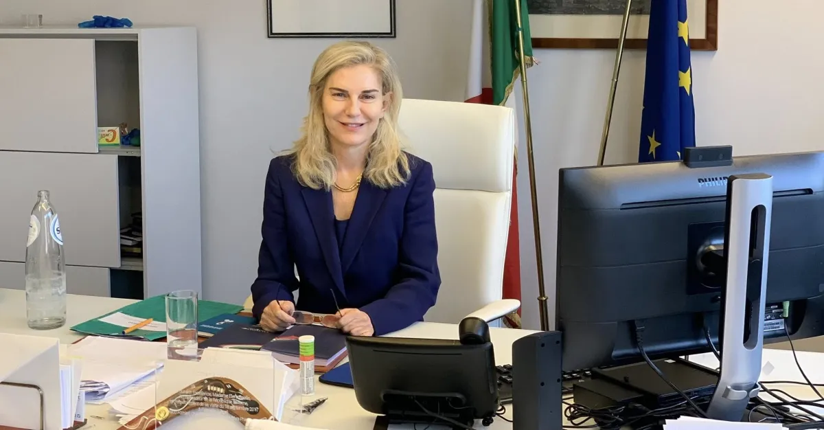 Torgiano, l’ex ambasciatrice Elena Basile presenta il libro-manifesto sulla pace e la crisi del multilateralismo