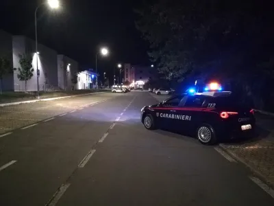 Aggredisce infermieri del 118 durante il trasporto in ambulanza: arrestato 23enne di Amelia