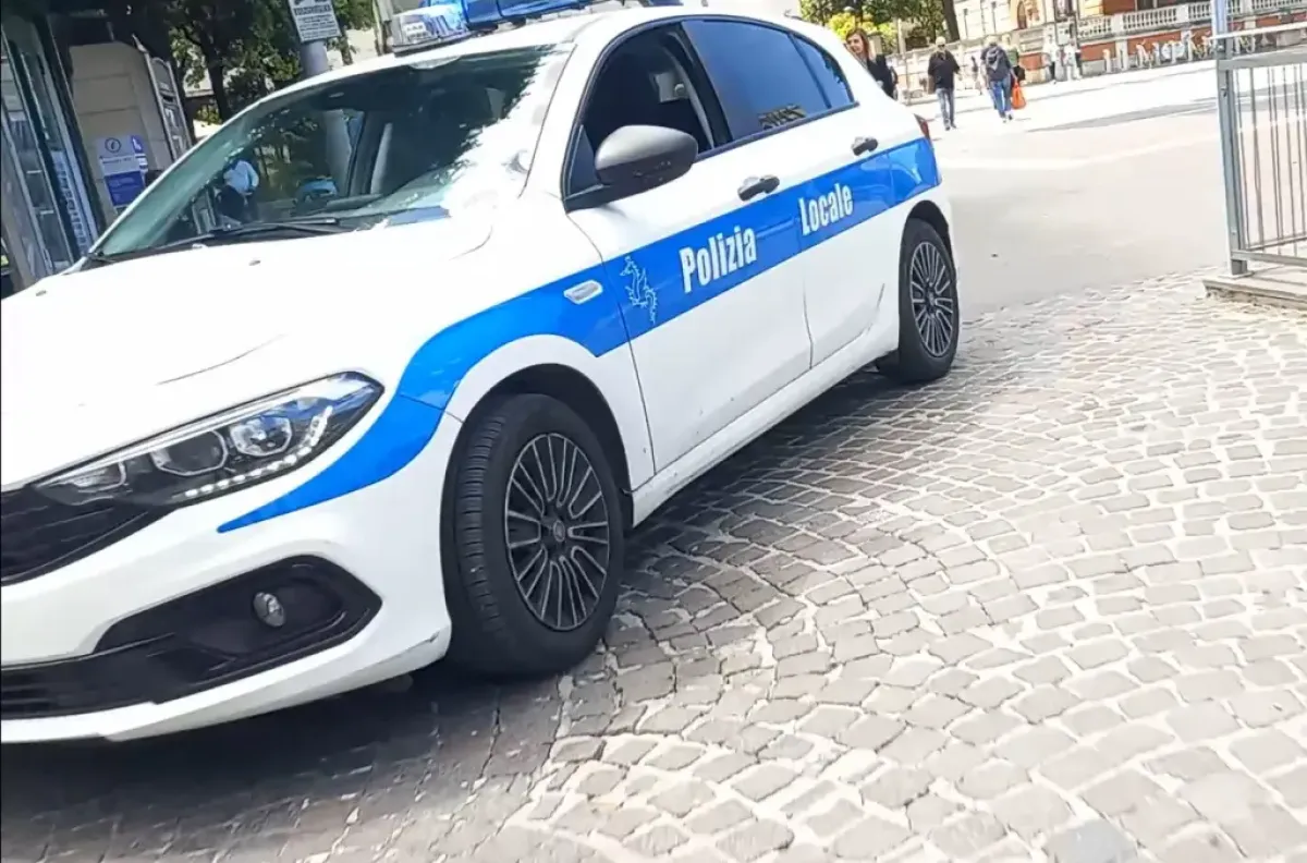 Narni, pesante frontale lungo la strada Tiberina: 2 feriti