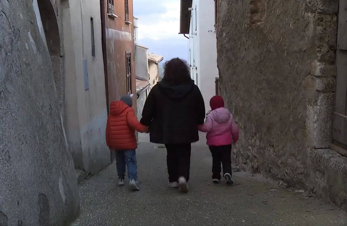 L’Umbria si spopola e il Pil perde mezzo punto all’anno, l'analisi dell'AUR: “Così il declino demografico frena la crescita”