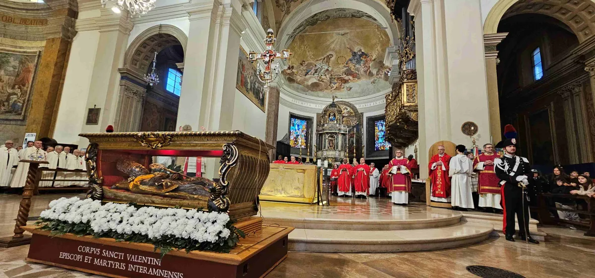 San Valentino, il vescovo Soddu guida la città di Terni contro i “veleni sociali”: “Il suo esempio sia fondamento per i giovani”