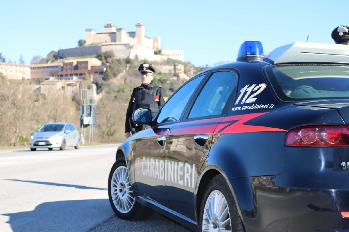 Spoleto, sorpreso in casa con 90 grammi di hashish: 22enne arrestato dai Carabinieri