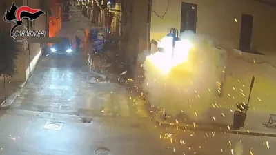 Assalto al bancomat a Santa Maria degli Angeli: boato nella notte, colpo fallito per l’ordigno che non esplode