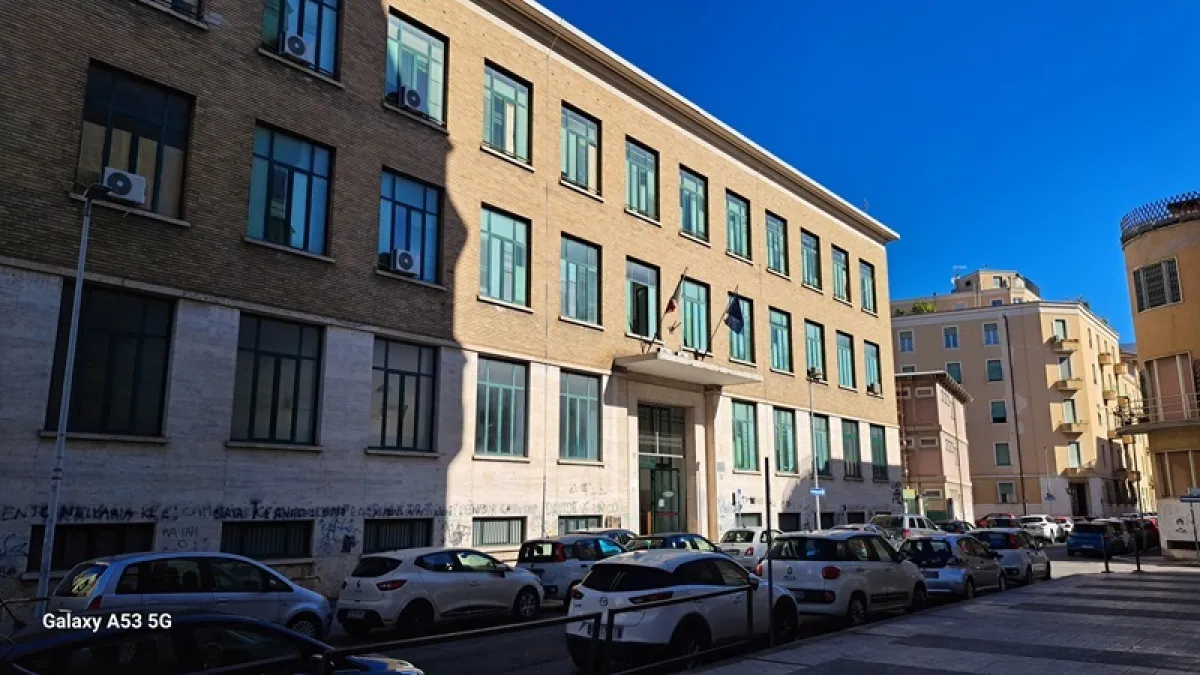 Terni, il Liceo Donatelli scuola "green". Via all'installazione dei pannelli fotovoltaici