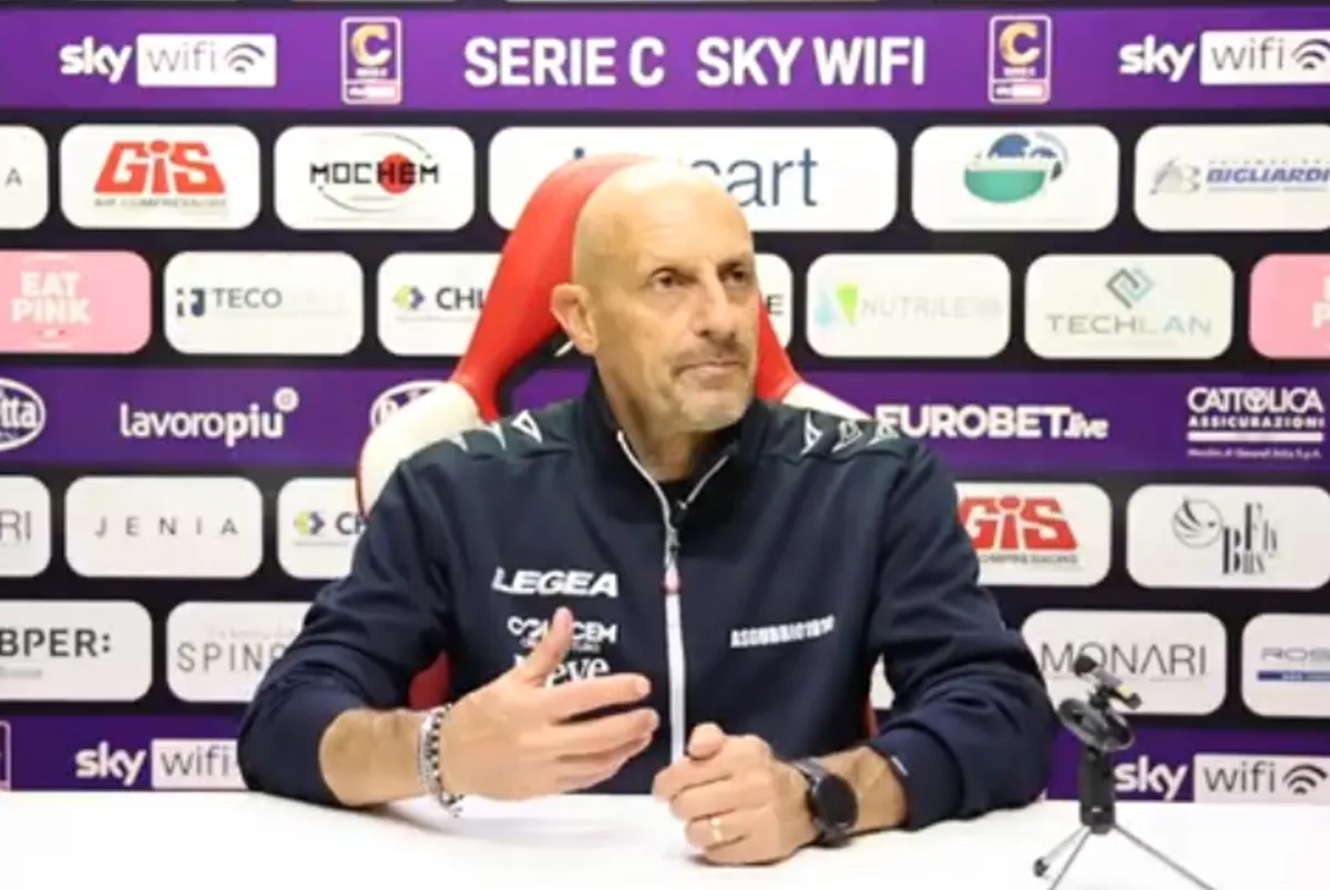 Guidonia Montecelio-Gubbio 0-1, mister Di Carlo: "Tre punti fondamentali, nelle difficoltà siamo stati sempre uniti"