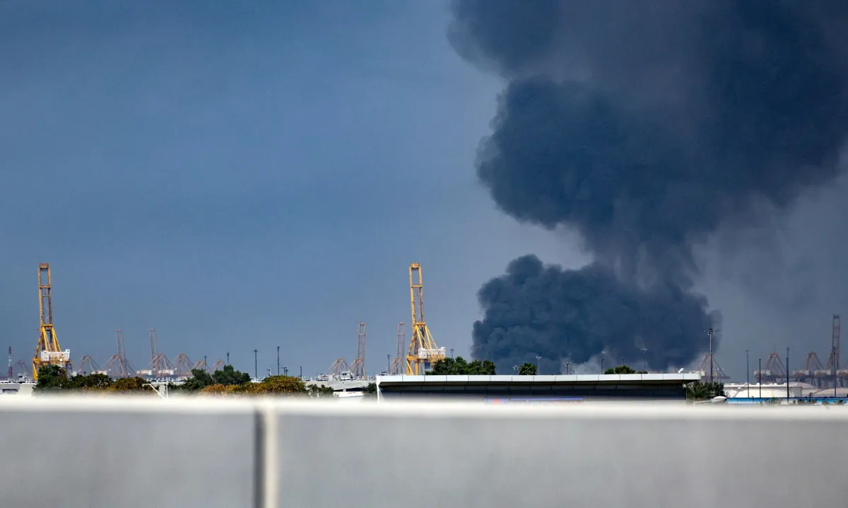 Niente voli da Dubai, umbro resta bloccato tra incertezza e paura: “Troppe incognite sul rientro”