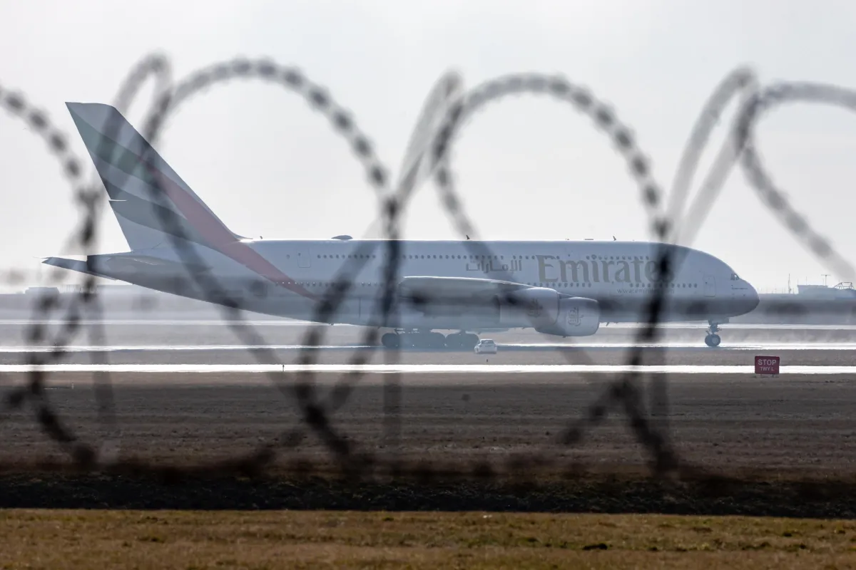 Attacco in Iran, umbri bloccati negli Emirati: Proietti in contatto con la Farnesina. A Gubbio nove casi. Un solo rientro programmato