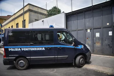 Orvieto, tenta di introdurre droga in carcere: arrestata una donna, decisivo l’intervento delle unità cinofile