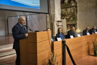 Il vicecapo della Polizia Belfiore a Terni: “La formazione motore della sicurezza”. Intitolata una sala a Mazzieri