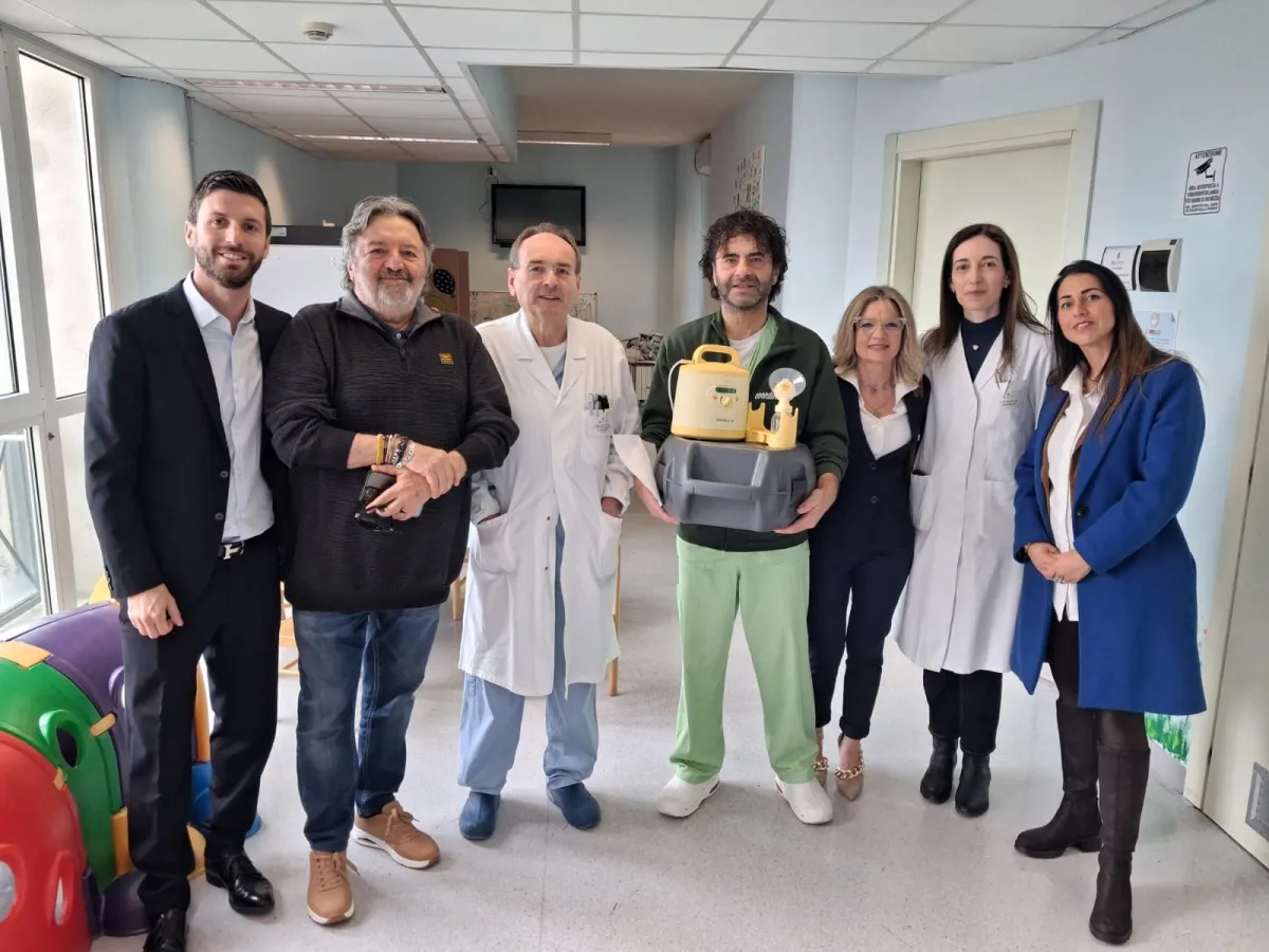 Pediatria, arriva un nuovo tiralatte: l'impegno di A&S per l'Ospedale di Castello