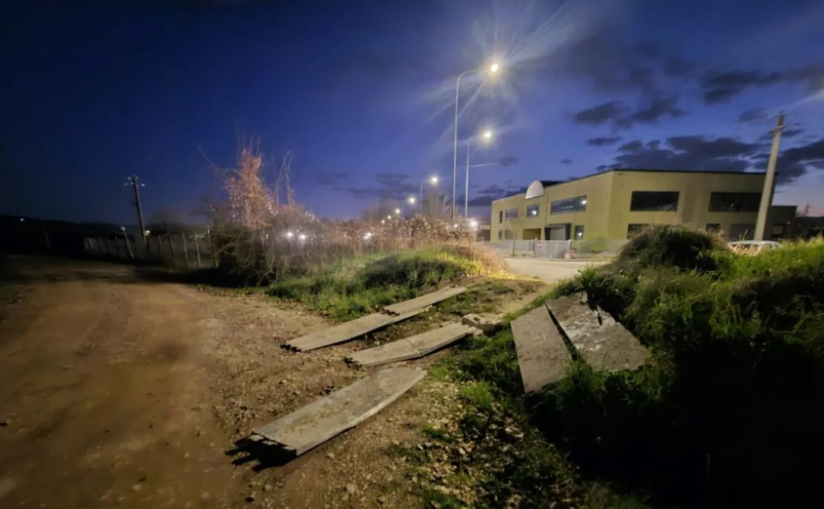 Gubbio, maxi furto a Padule nel laboratorio tessile: colpo da professionisti in soli 4 minuti
