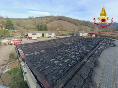 Umbertide, incendio in una stalla a Spedalicchio: strage di bovini nel rogo
