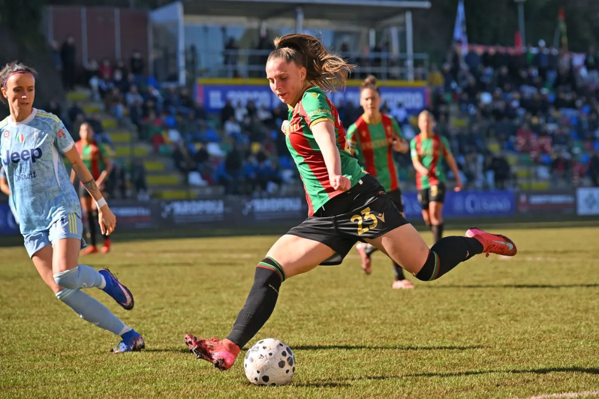Ternana Women-Sassuolo, Regazzoli: "Concentrate per raggiungere il nostro obiettivo. Mi aspetto una gara combattuta"