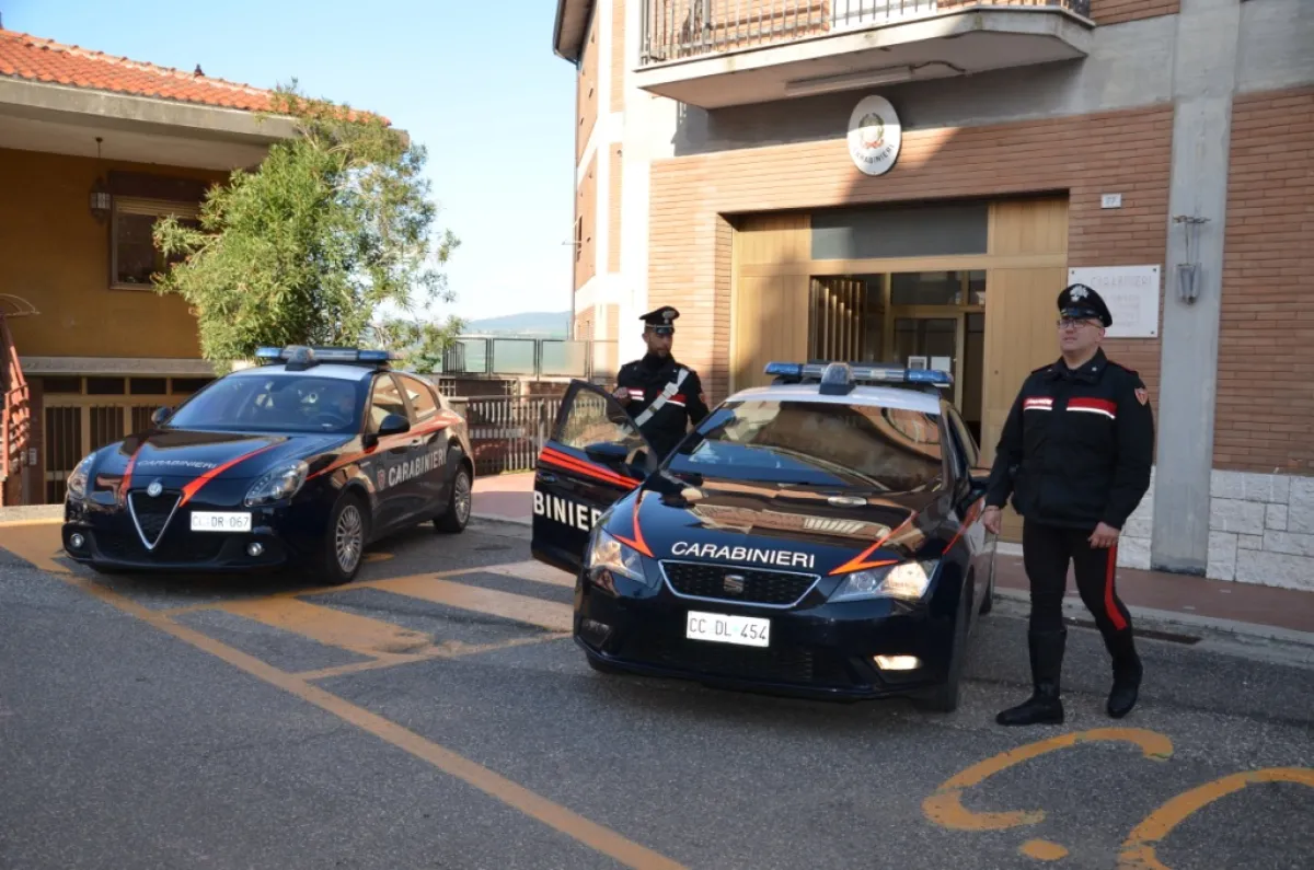 San Giustino, il marito rientra a casa e sventa la truffa ai danni della 70enne, arrestati due campani