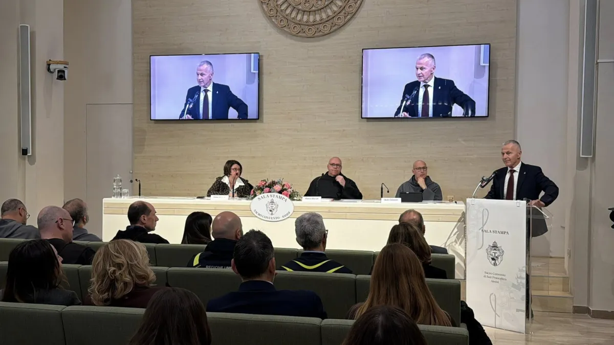 Conclusa l'ostensione delle spoglie di San Francesco. Ad Assisi oltre 370mila pellegrini in un mese