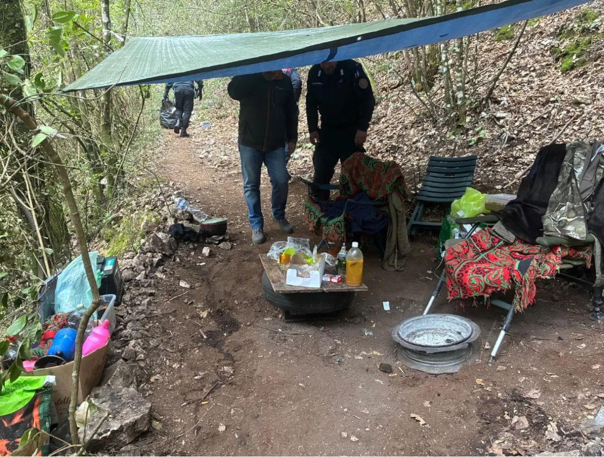 Blitz nei boschi dei Carabinieri: due pusher marocchini arrestati, cocaina e hashish sequestrati tra Narni e Amelia