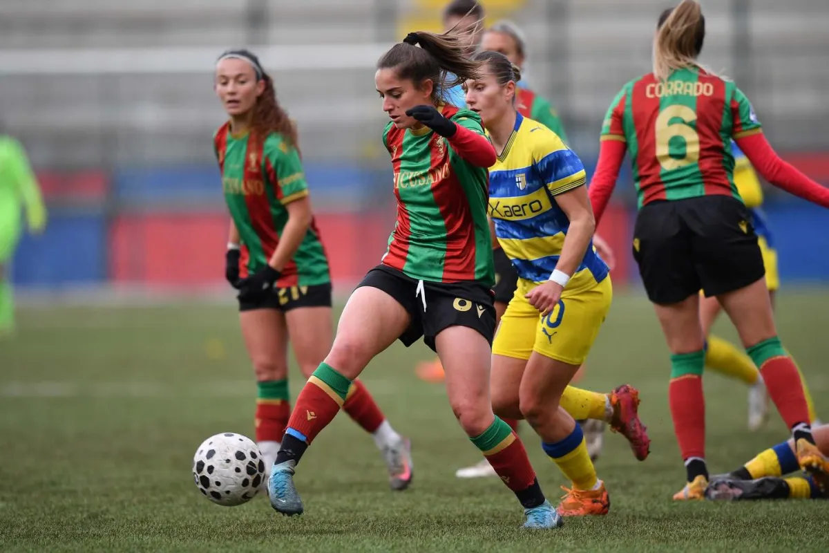 LIVE / Parma-Ternana Women 2-0, termina il match: decide la rete di Rabot e l'autogol di Vigliucci