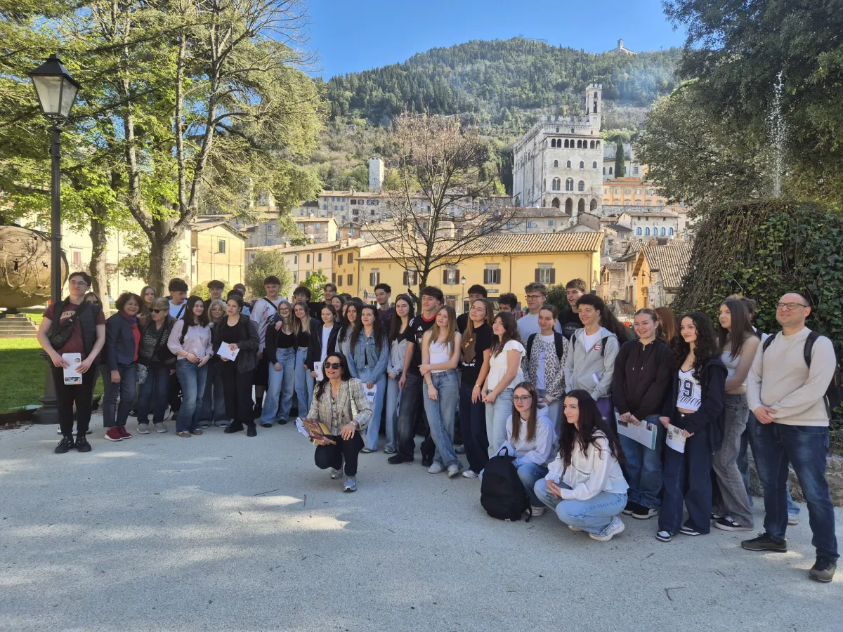 Gubbio accoglie gli studenti di Thann: visita tra cultura e gemellaggio nel nome di Sant’Ubaldo