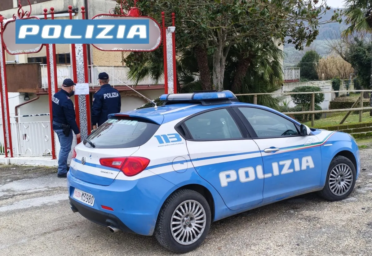 Terni, anziano trovato morto in casa dopo oltre un mese: scoperta choc in viale Battisti